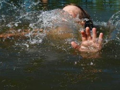 В Тацинском районе следователи устанавливают обстоятельства гибели ребенка в результате утопления в воде